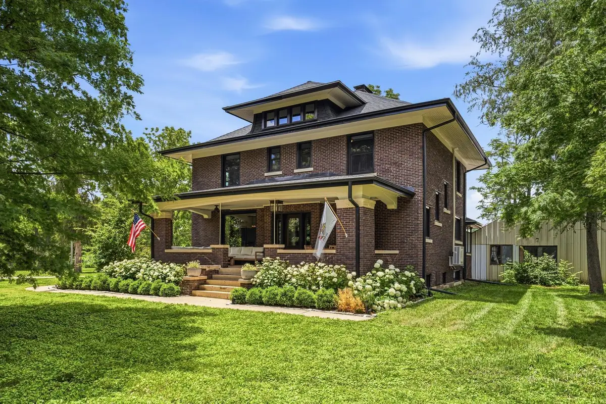 901 S Dunlap Avenue, Savoy, IL 61874 - #1