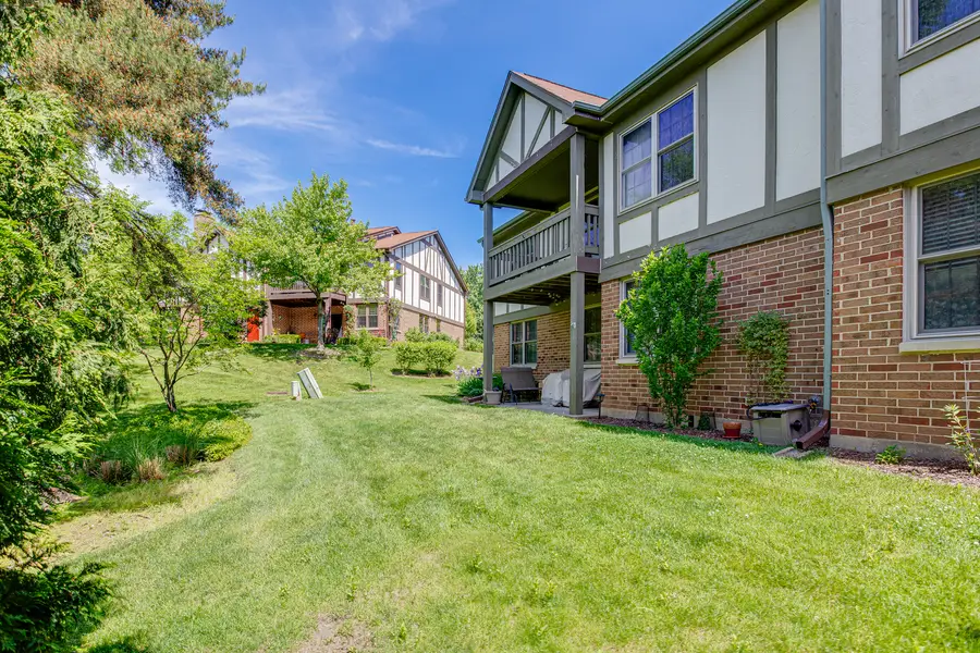 310 Carriage Way #2D, Bloomingdale, IL 60108 - #3
