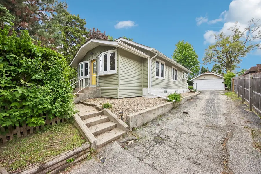 117 E 55th Street, Westmont, IL 60559 - #2