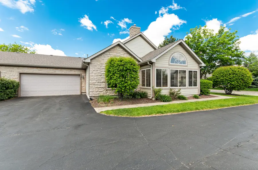 1920 Timbers Edge Circle #1920, Joliet, IL 60431 - #3