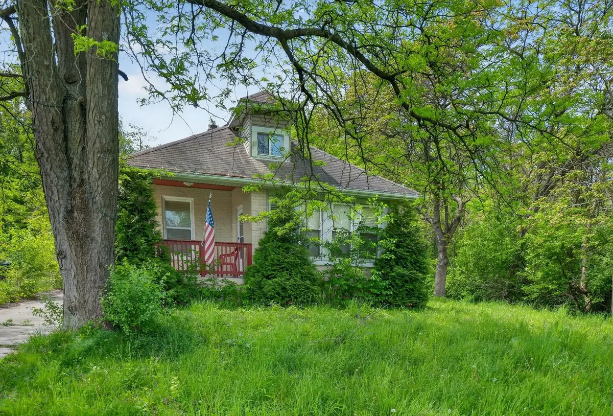 476 E 23rd Street, Chicago Heights, IL 60411 - #1