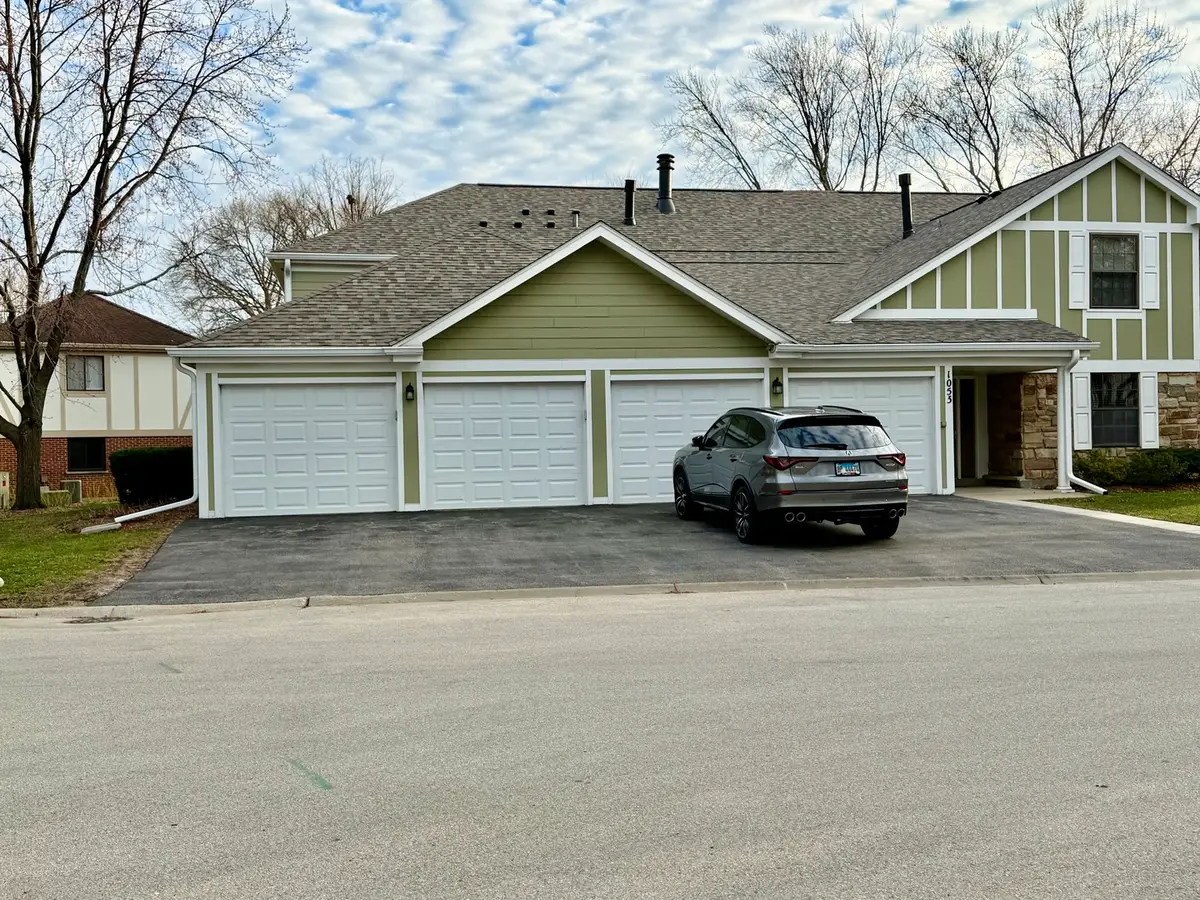 1053 Scanlon Drive #A1, Wheeling, IL 60090 - #1