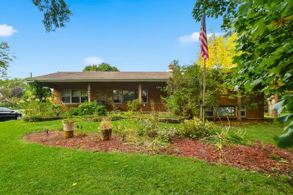 2401 Rohlwing Road, Rolling Meadows, IL 60008