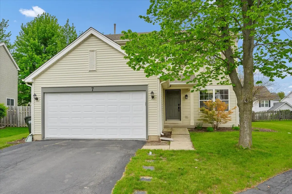 7 Appletree Court, Lake In The Hills, IL 60156 - #1