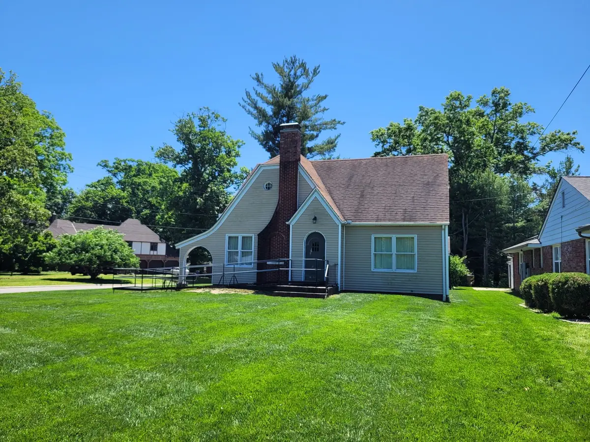 1901 E Richview Road, Mount Vernon, IL 62864 - #1