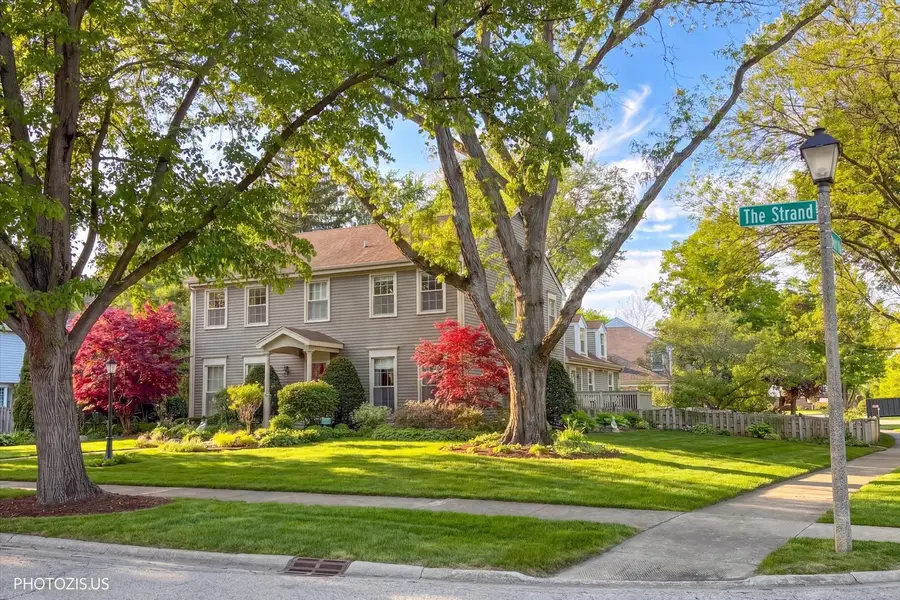2440 The Strand, Northbrook, IL 60062 - #2
