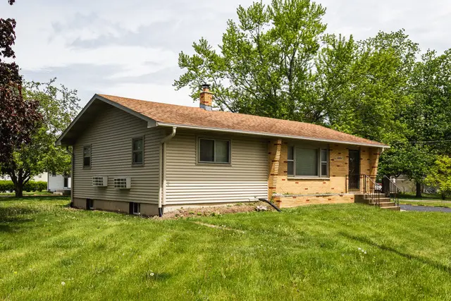 1244 Park Avenue, Winthrop Harbor, IL 60096 - #3