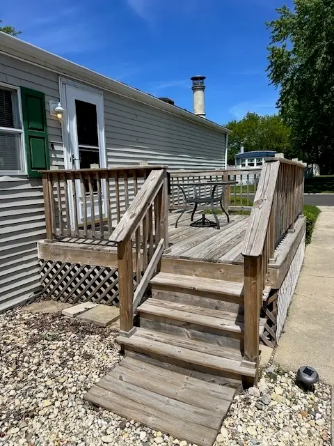 9 Hickory Lane, Sandwich, IL 60548 - #3
