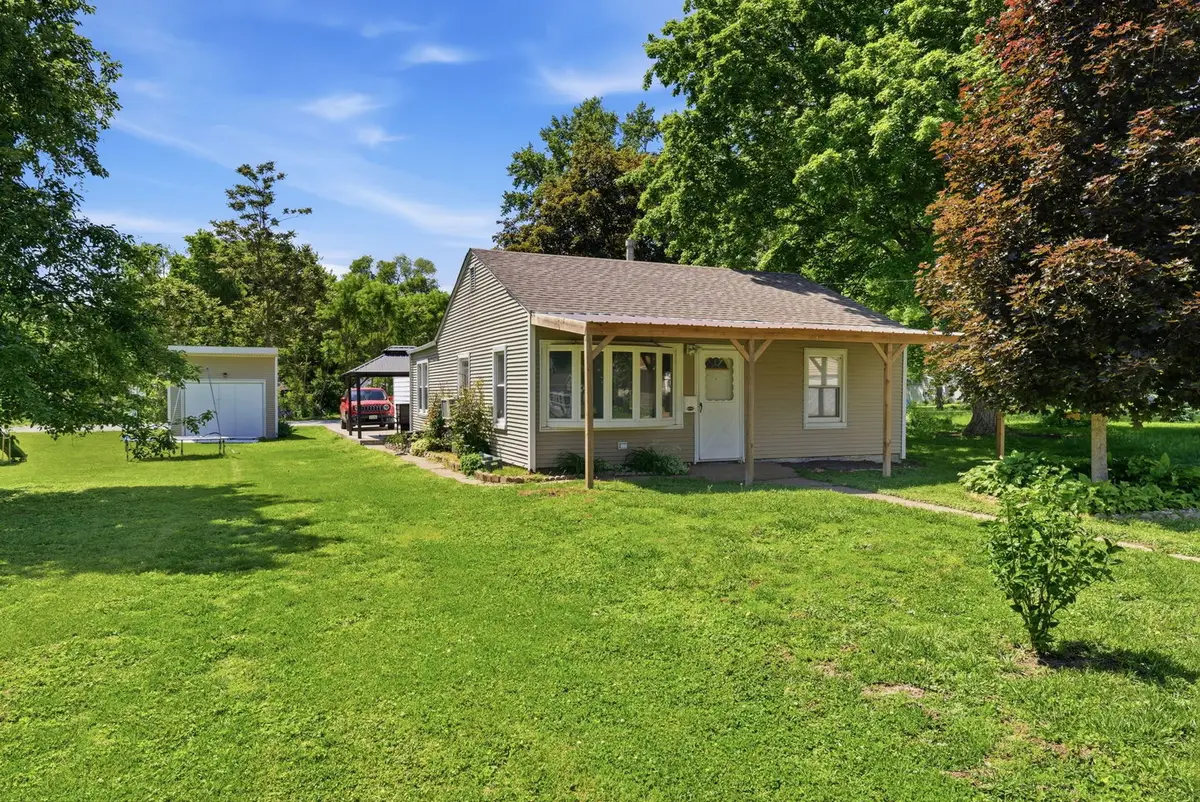 624 S Ohio Avenue, Davenport, IA 52802 - #1