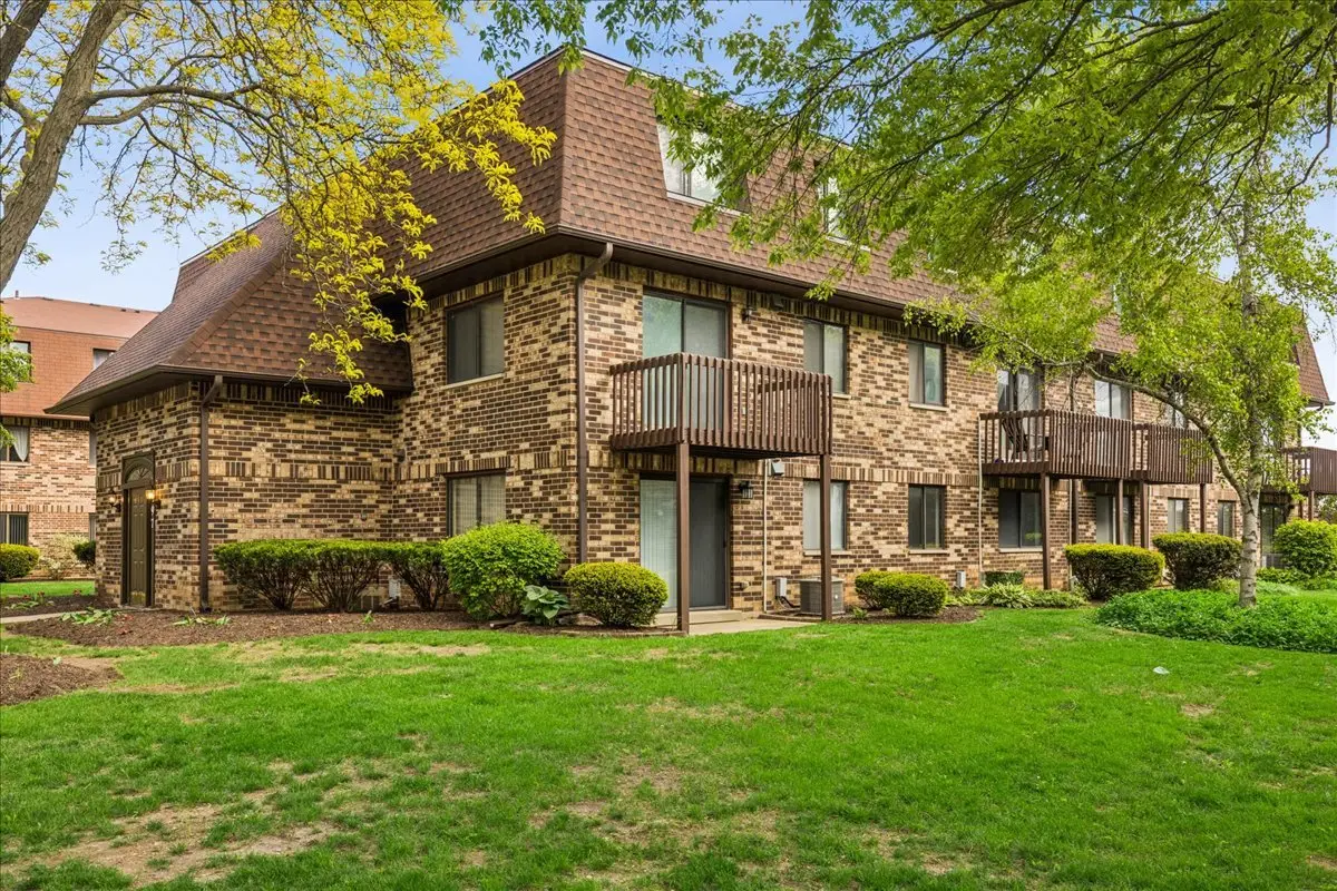 197 Uteg Street #207A, Crystal Lake, IL 60014 - #1