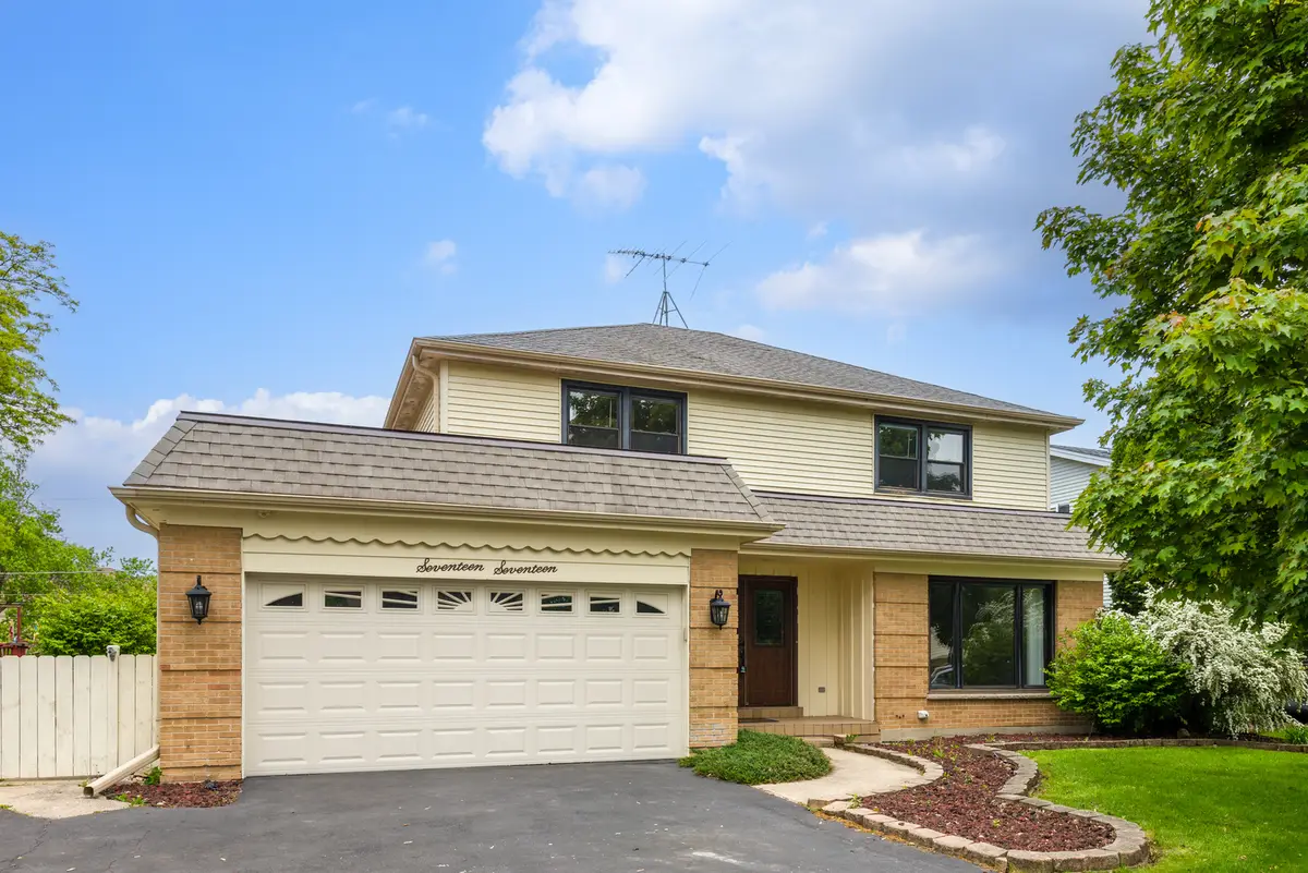 1717 N Burning Bush Lane, Mount Prospect, IL 60056 - #1