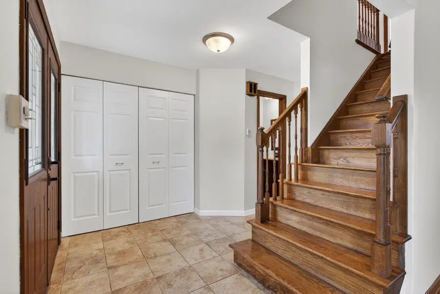 1717 N Burning Bush Lane, Mount Prospect, IL 60056 - #2