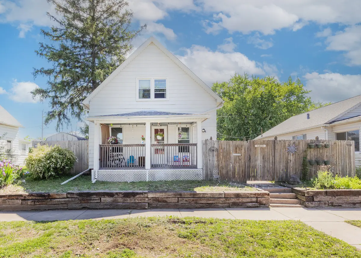 1413 40th Street, Rock Island, IL 61201 - #1