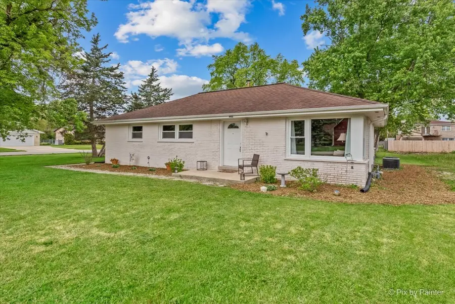 902 W Stonemill Avenue, Addison, IL 60101 - #2