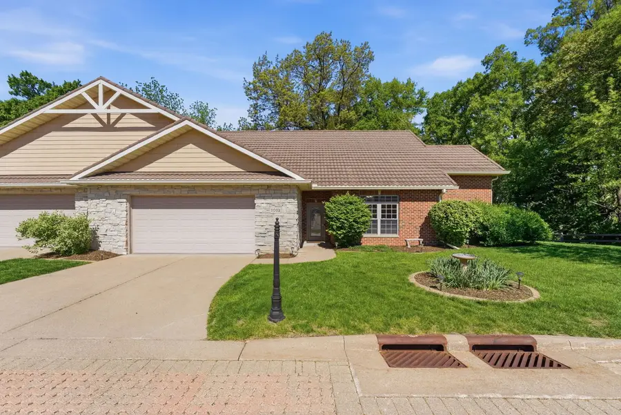 1002 2nd Street Court, Moline, IL 61265 - #3