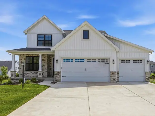 1214 Briarwood Lane, Mahomet, IL 61853