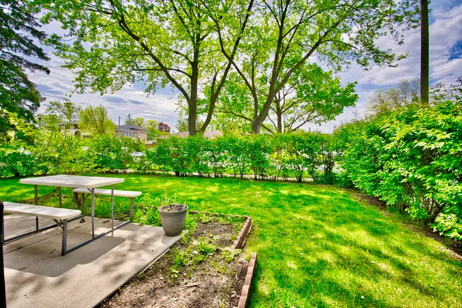 7135 Laramie Avenue, Skokie, IL 60077 - #3