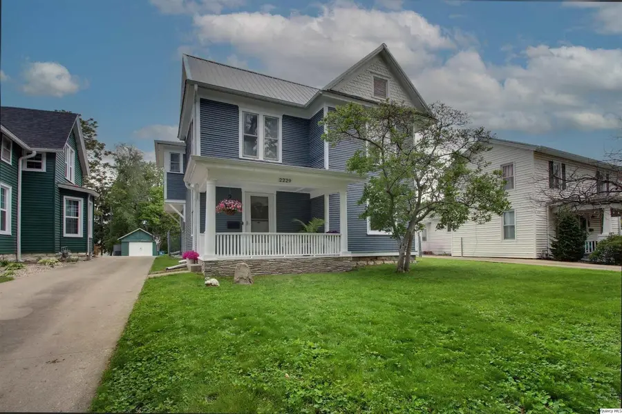 2229 Hampshire Street, Quincy, IL 62301 - #2