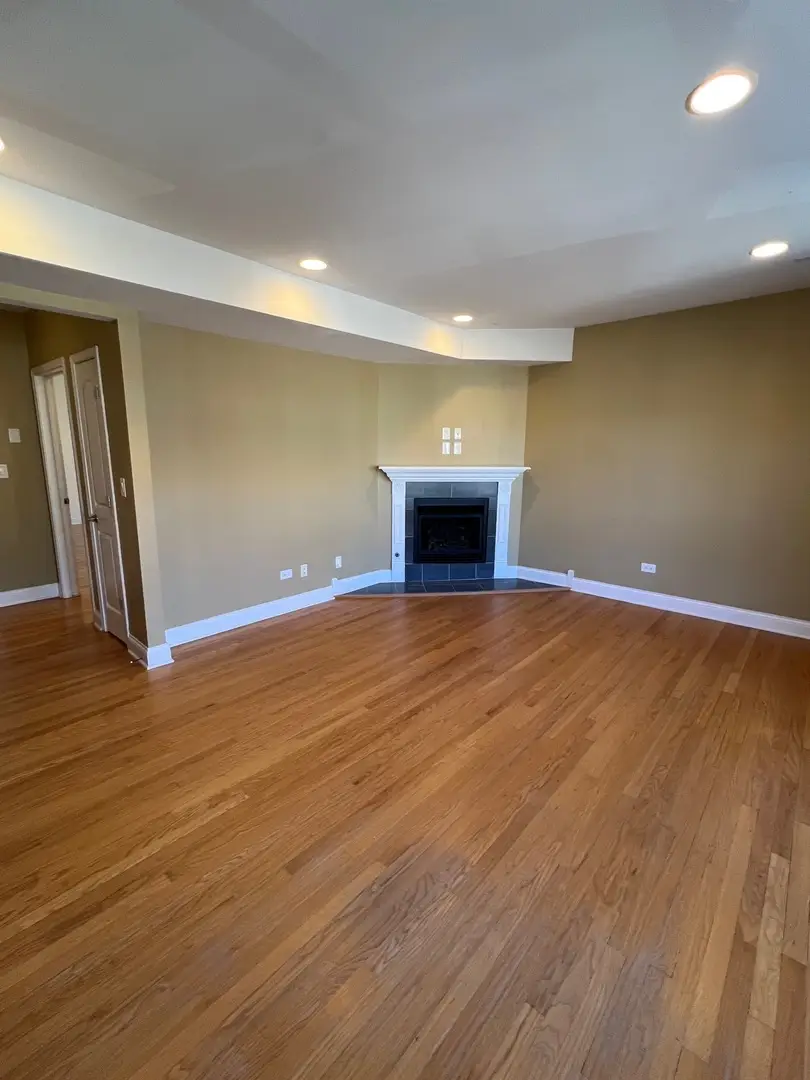 7411 N Hoyne Avenue #2, Chicago, IL 60645 - #2