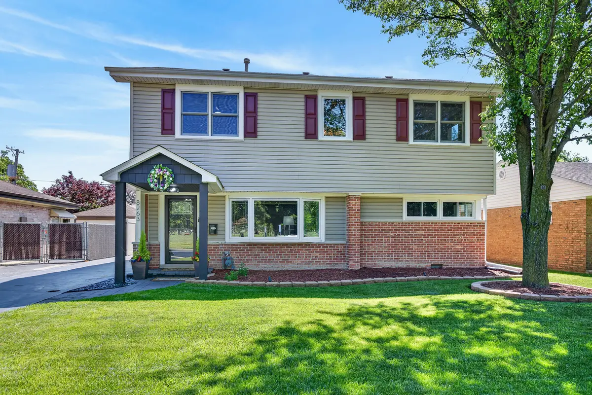 8263 N Washington Street, Niles, IL 60714 - #1