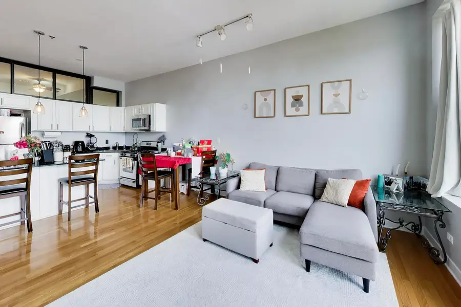 1 S Leavitt Street #403, Chicago, IL 60612 - #3
