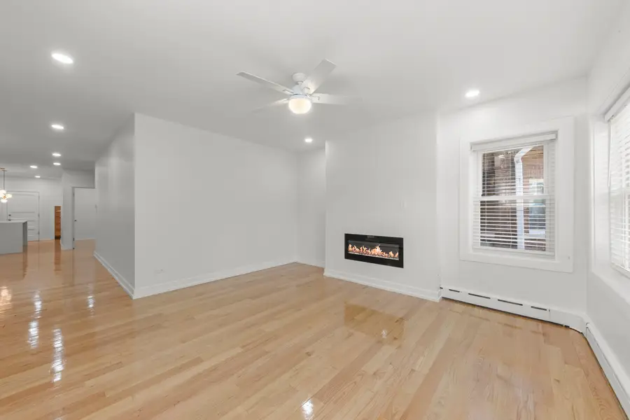 5359 W Potomac Avenue, Chicago, IL 60651 - #3
