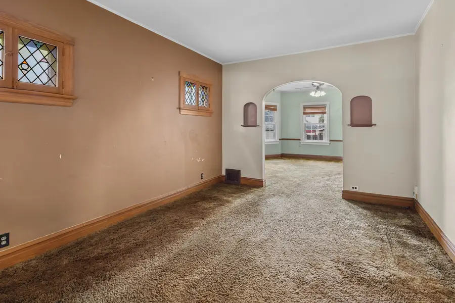5325 W Berteau Avenue, Chicago, IL 60641 - #3