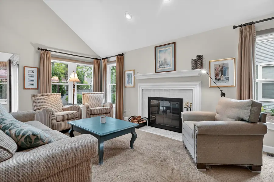 155 Southfield Drive, Vernon Hills, IL 60061 - #3