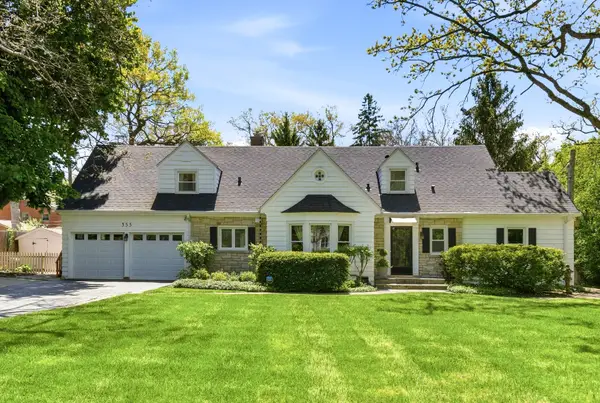 355 Oakdale Avenue, Lake Forest, IL 60045