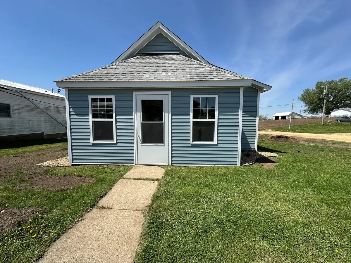 442 Ferry Road, Miles, IA 52064 - #1