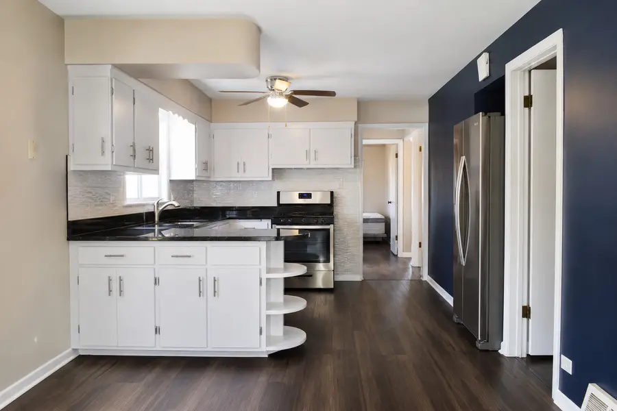 10941 S Kedzie Avenue, Chicago, IL 60655 - #3