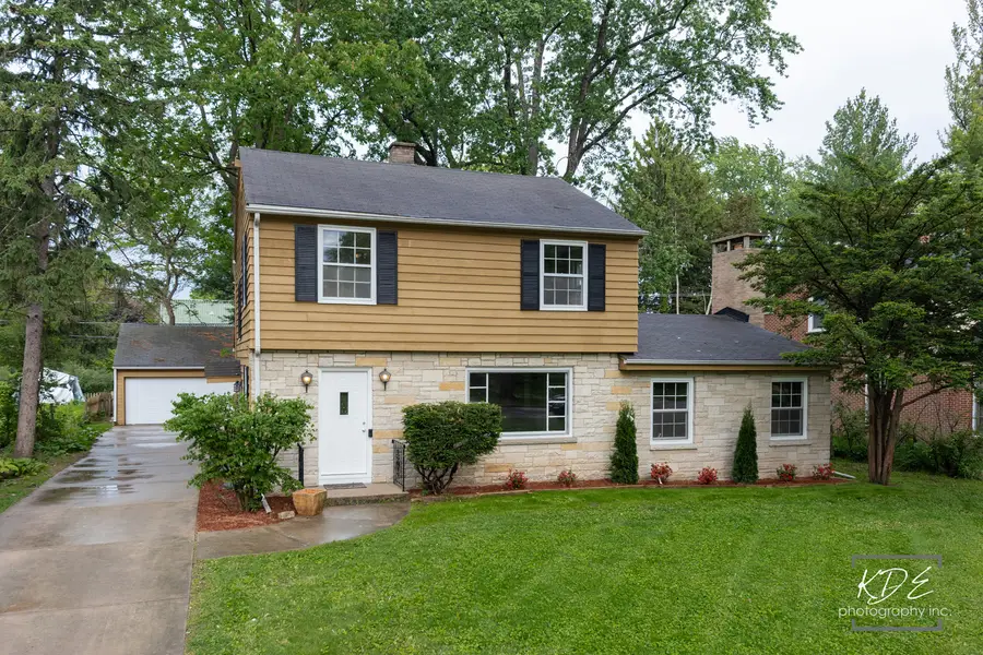 210 S Gladstone Avenue, Aurora, IL 60506 - #2