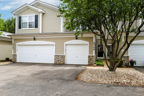 2725 Kendall Crossing #2725, Johnsburg, IL 60050
