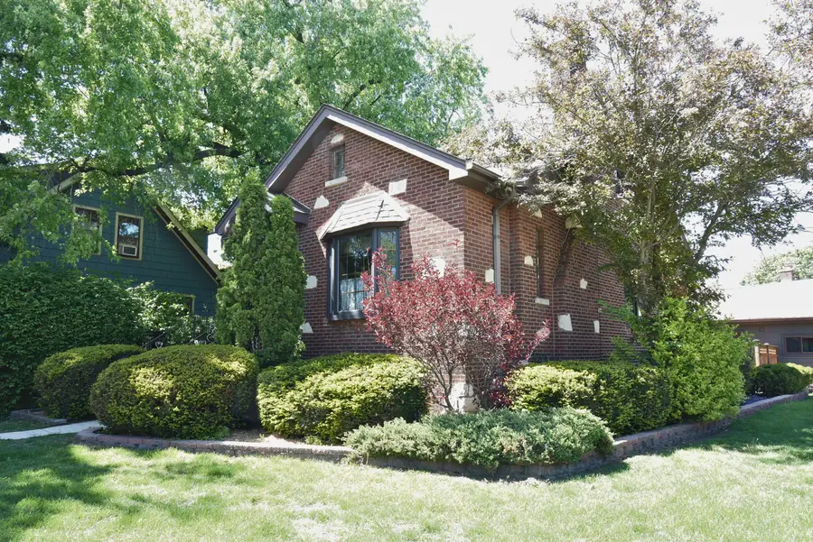 8502 Parkview Avenue, Brookfield, IL 60513 - #2