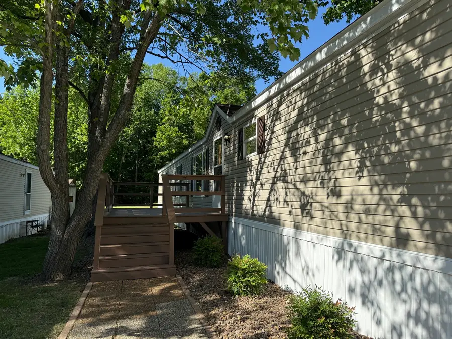 153 Oak Valley Drive, Carbondale, IL 62901 - #2