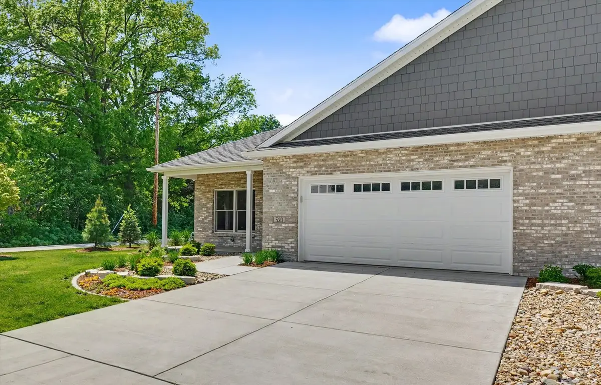 520 S 6th Street, Fairbury, IL 61739 - #1