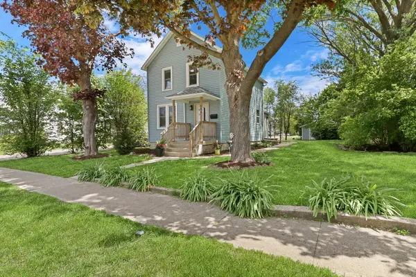 989 Victoria Street, Antioch, IL 60002