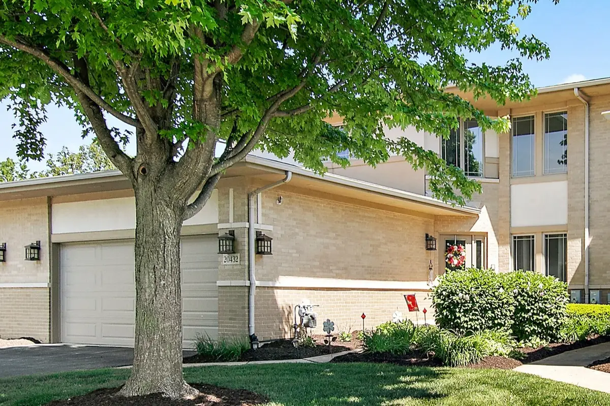 20432 Fallingwater Circle, Frankfort, IL 60423 - #1