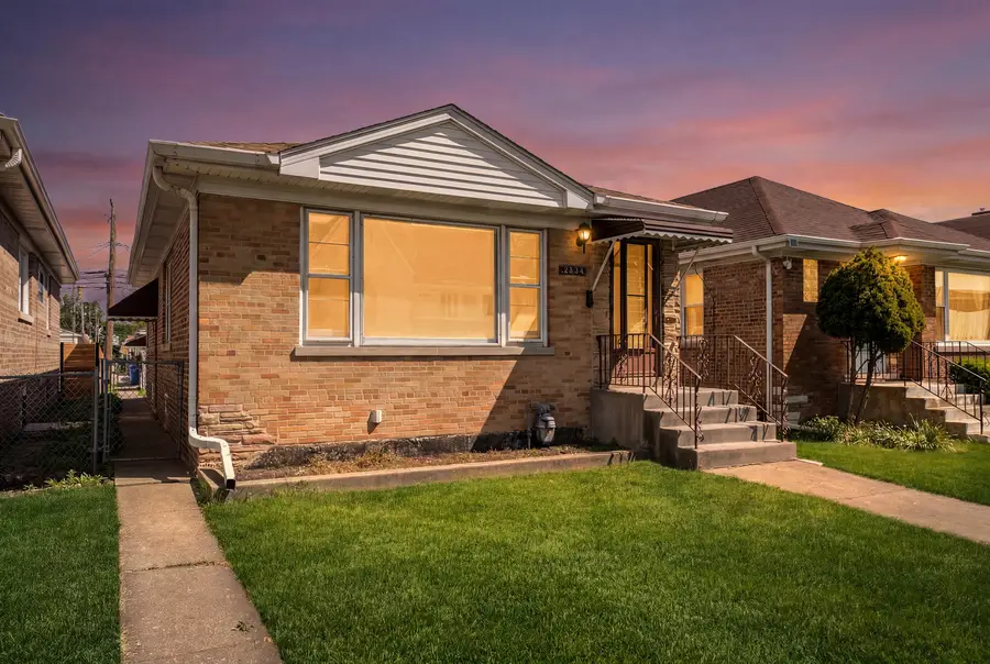 4846 W Foster Avenue, Chicago, IL 60630 - #2
