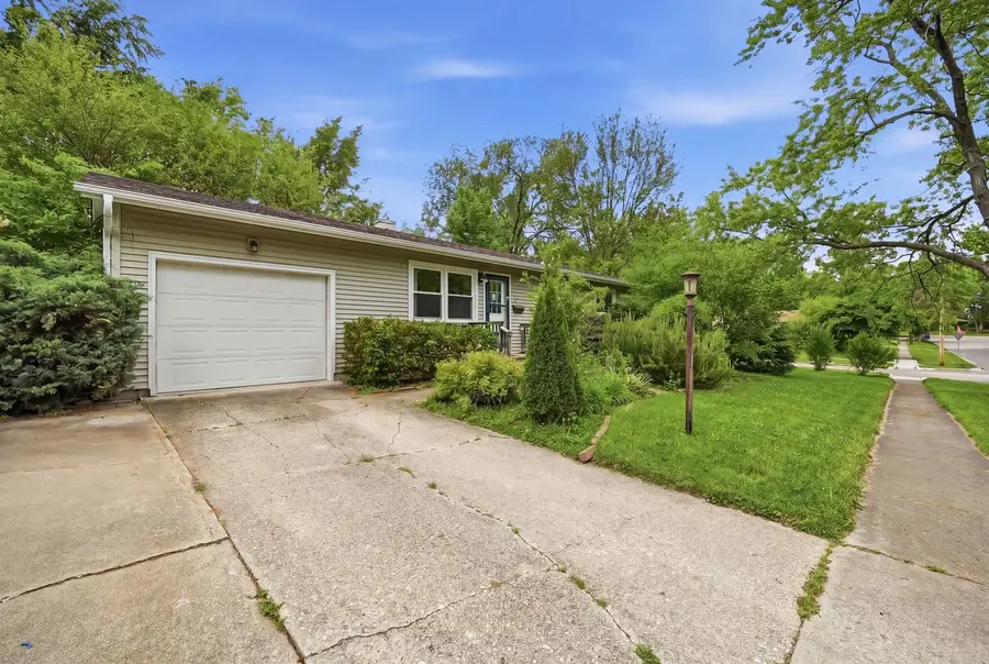 324 Birchwood Lane, Dekalb, IL 60115 - #3