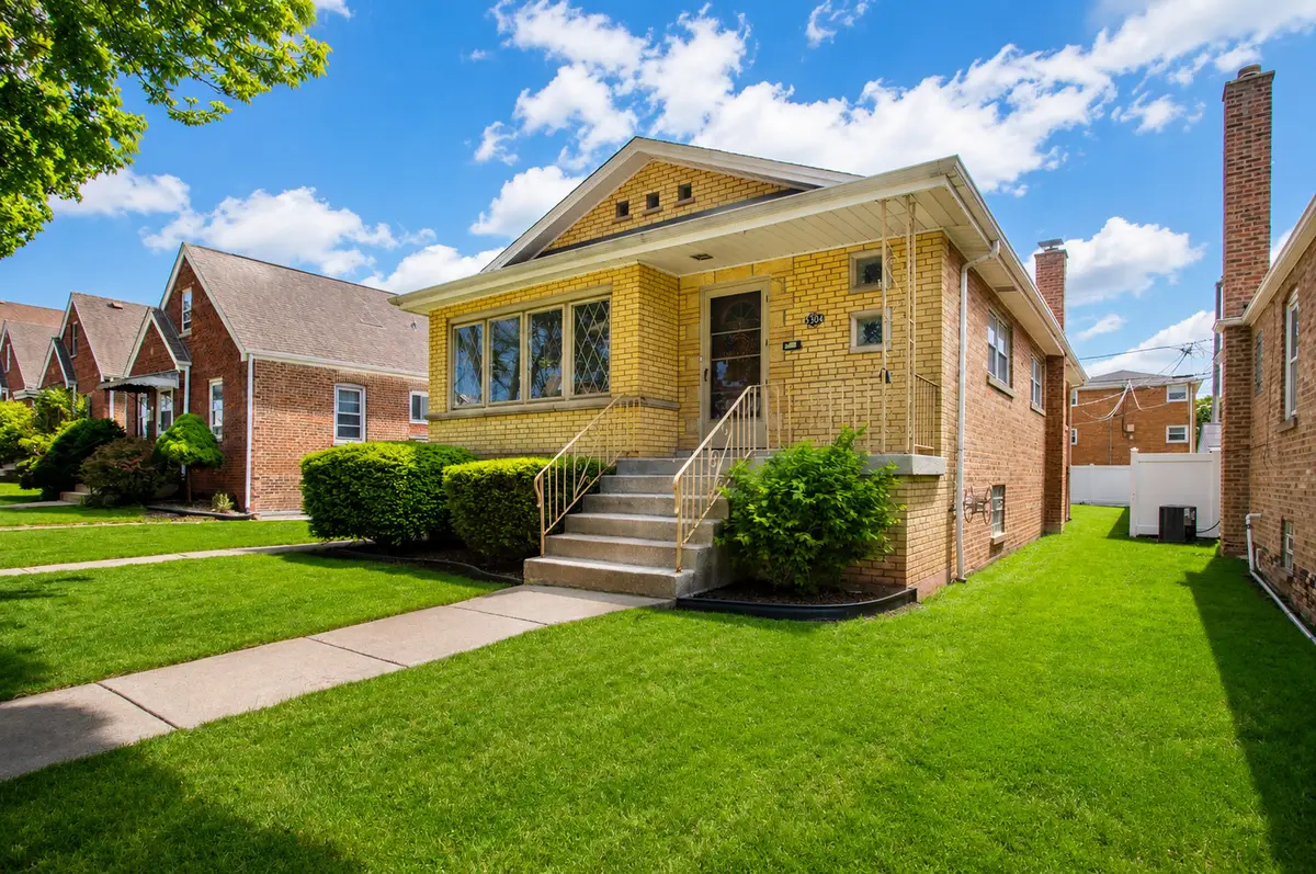 5304 S Mulligan Avenue, Chicago, IL 60638 - #1