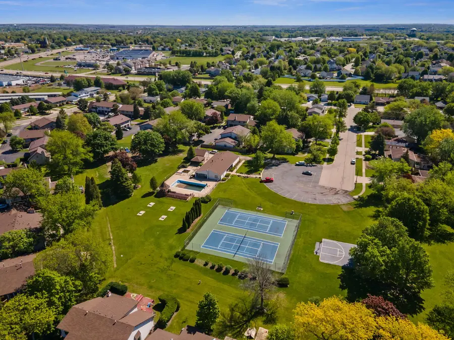 1844 Kerrybrook Court, Sycamore, IL 60178 - #2