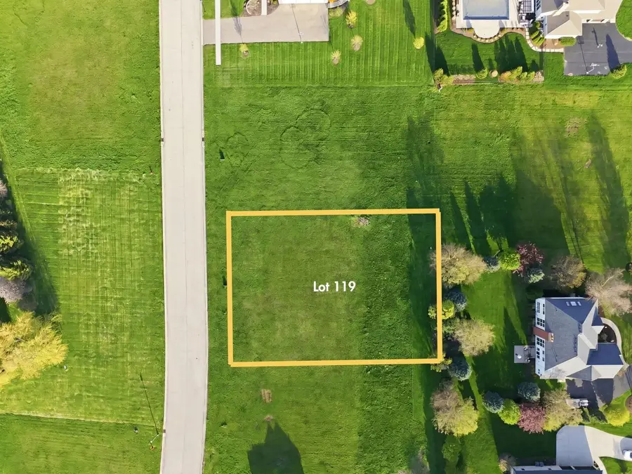 224 Whittemore Drive, Sycamore, IL 60178 - #3