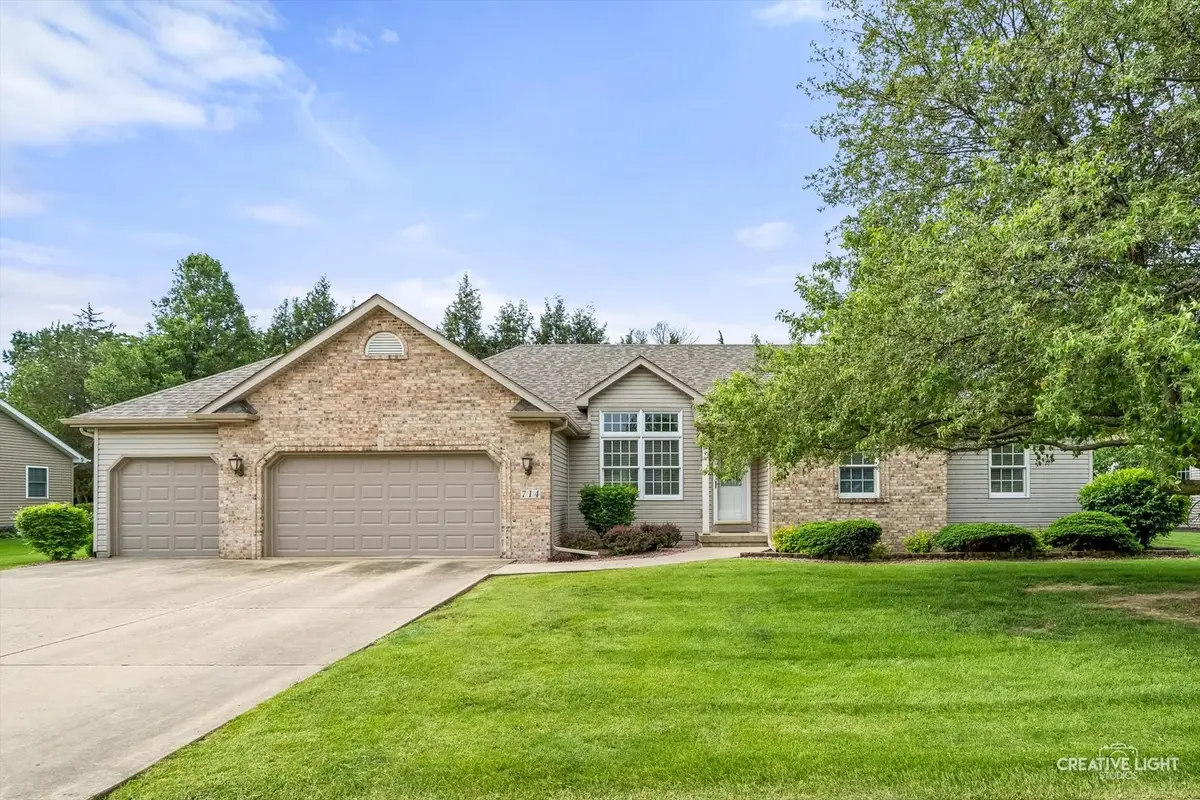714 E Knights Road, Sandwich, IL 60548 - #1