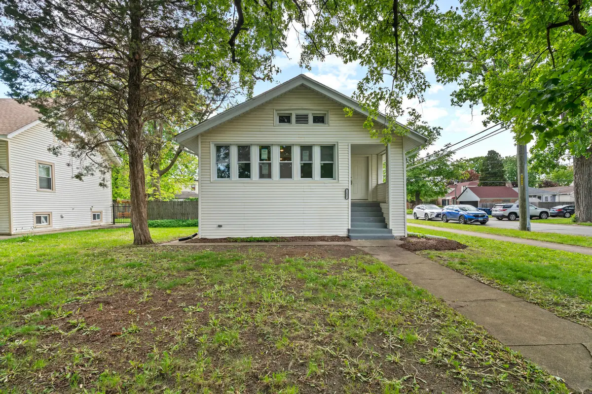 1400 S 17th Avenue, Maywood, IL 60153 - #1