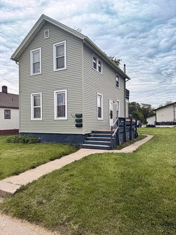 946 S Schuyler Avenue, Kankakee, IL 60901