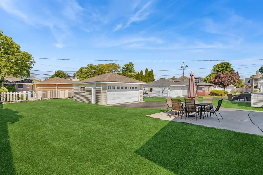 780 S Mitchell Avenue, Elmhurst, IL 60126 - #2
