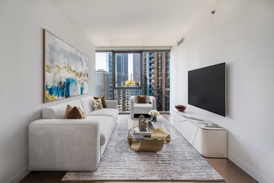 211 N Harbor Drive #2107, Chicago, IL 60601 - #3