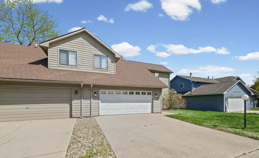 2515 Clayton Boulevard, Champaign, IL 61822 - #2