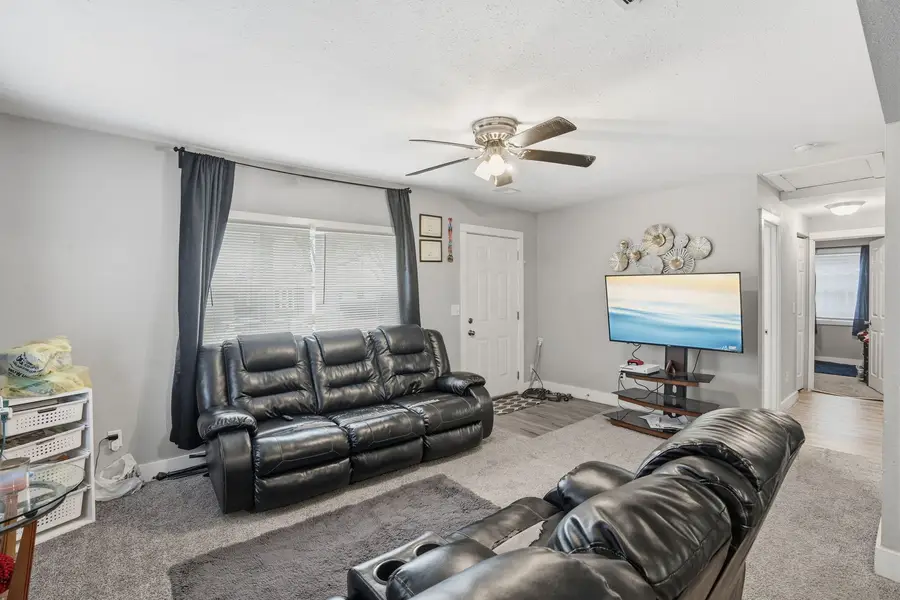 3202 W 67th Street, Davenport, IA 52806 - #3